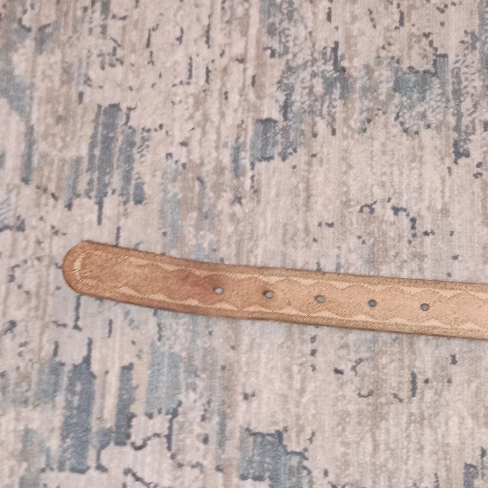 Vintage Brown Leather Tan Thread women's size Large Belt